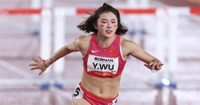 (爱知·名古屋亚运会)中国选手陈圆将男子110米栏夺冠 吴艳妮女子100米栏摘铜